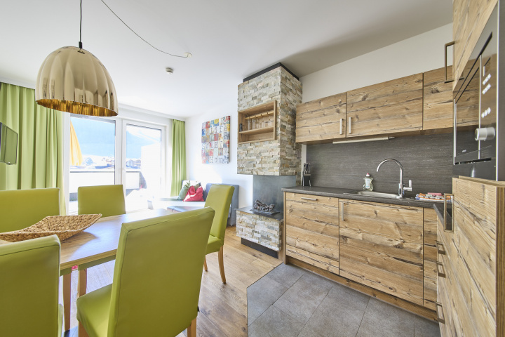 Kitchen/Living Area