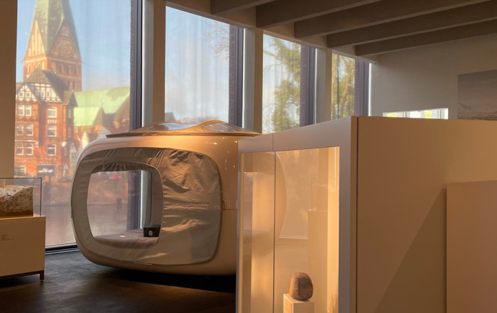 Indoor Cube